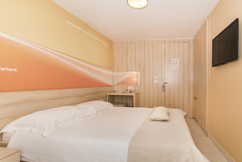 Residence Umag Plava Laguna Екстер'єр фото